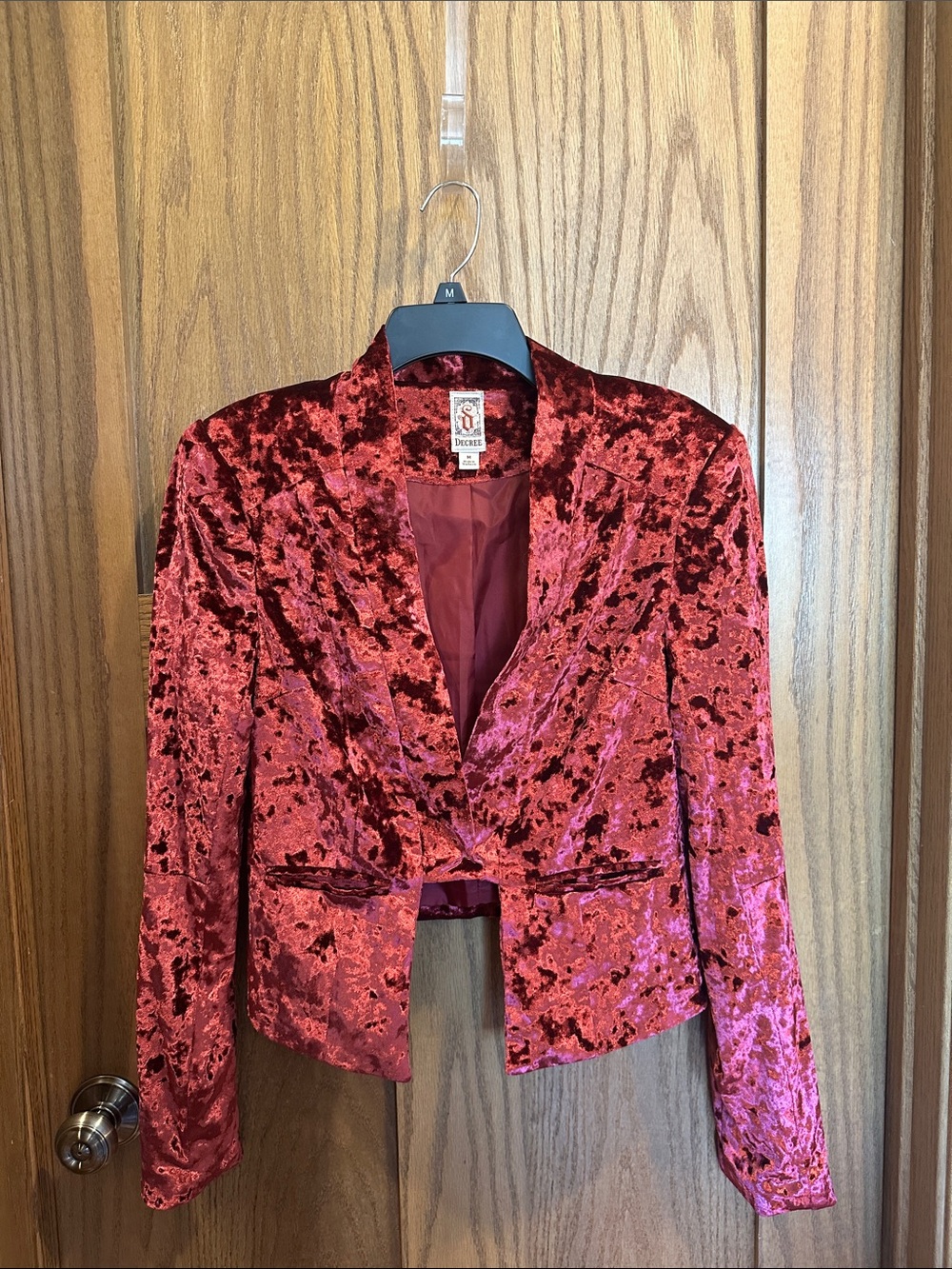 Decree Vampy Crushed Velvet Blazer Jacket - Wine Red